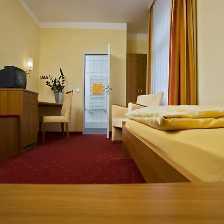 ホテル Hotel-pension Berger 3*
